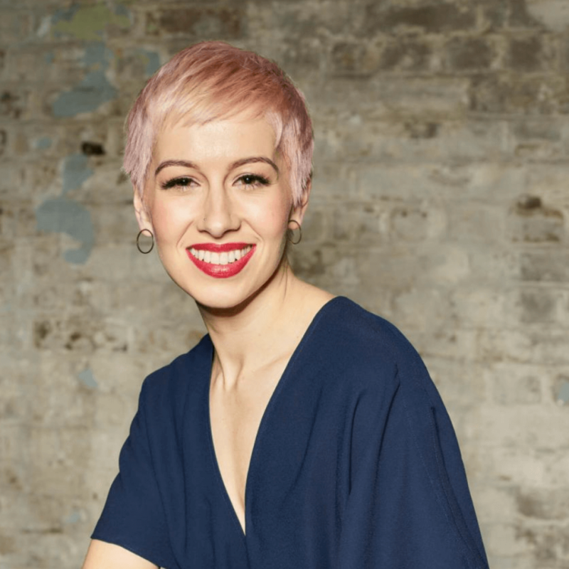 SuRie Released New Single “When It All Goes Quiet”!
